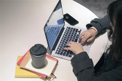 大学生迎新活动简介